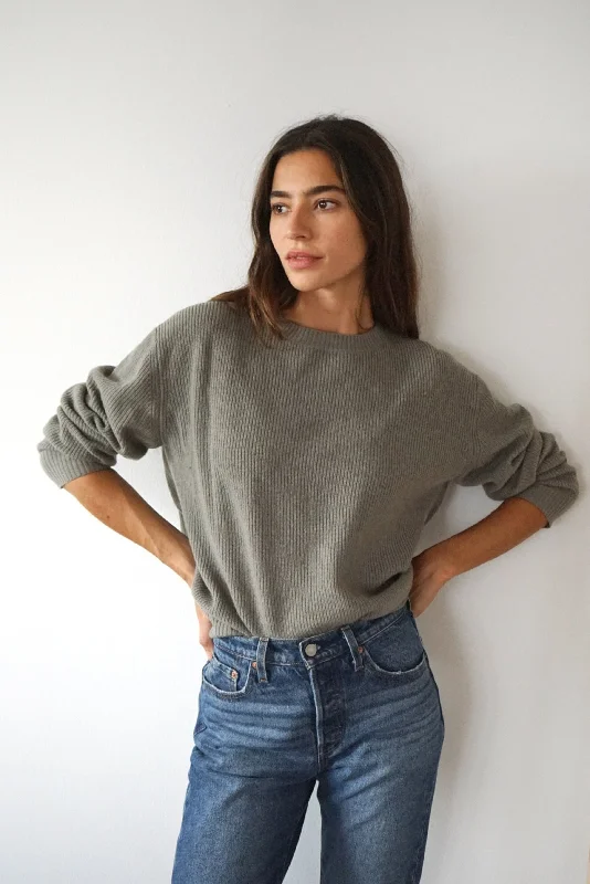 The Cashmere Maya Crew Neck // Sage